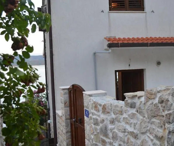 Casa de Férias In Omiš