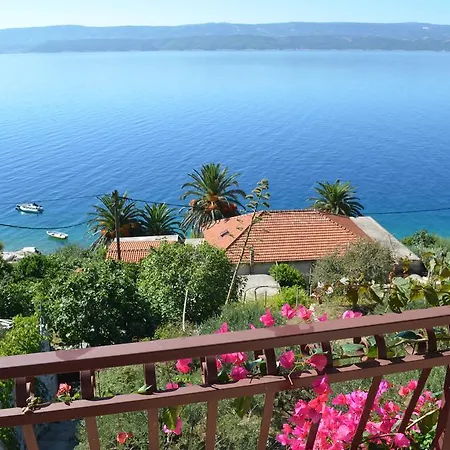 Holiday home In Omis