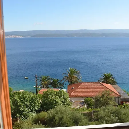 In * Omis